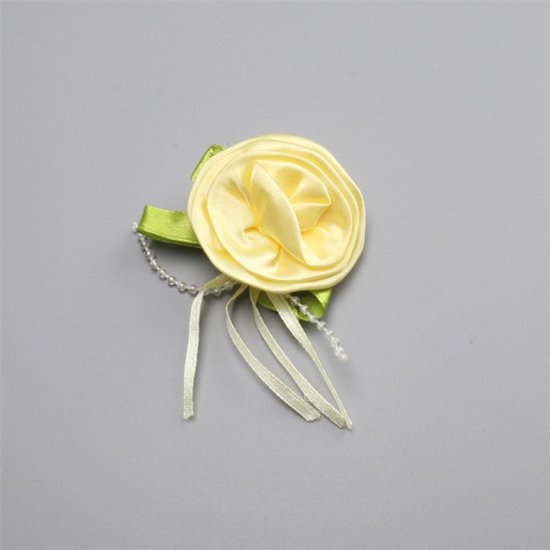 100 Stuks 5 cm Kunstmatige Bloemhoofden Kleding Decoratie Accessoires Lint Bloemhoofden Esthetische Faux Bloemen Voor Maken Corsage, Geel