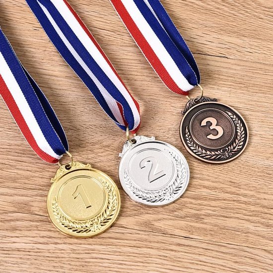 3 stuks metalen medailles met band, goud zilver brons award medaille