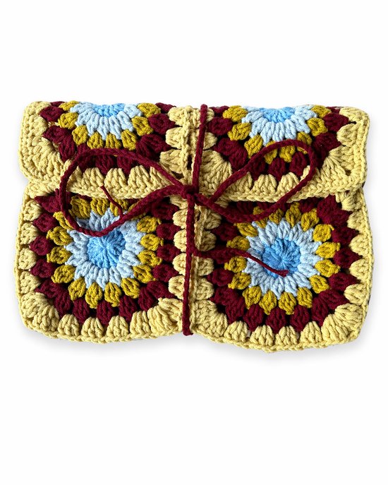 Gehaakte Boekcover – Geel/Rood/Blauw van Merkloos