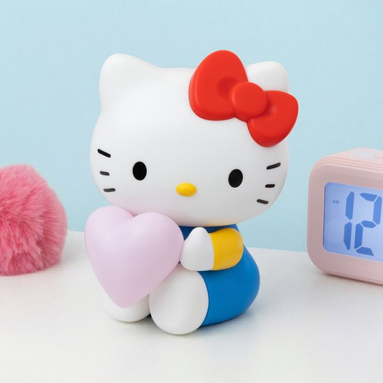 Hello Kitty 3D‑Vormige Lamp met Hart – Officieel Gelicentieerde Sanrio Personage‑lamp, Voor Nachttafel of Plankdecoratie, Werkt op Batterijen – Paladone