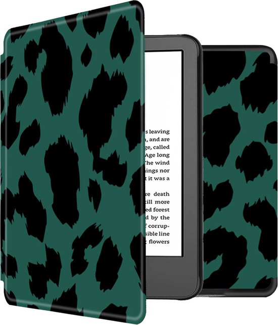iMoshion Ereader Cover / Hoesje Geschikt voor Amazon Kindle (2022) 11th gen - iMoshion Design Slim Hard Case Bookcase - Groen / Green Leopard van iMoshion