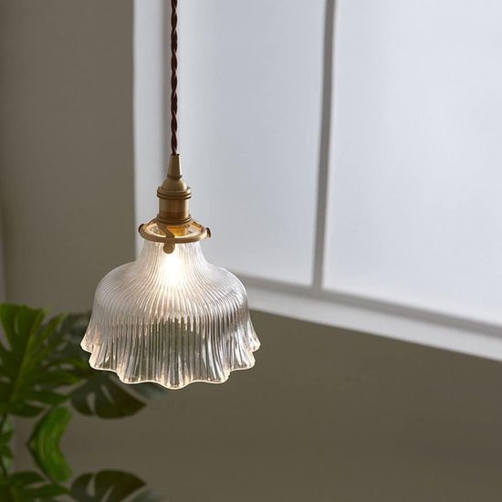 Retro hanglamp met 1 lichtpunt en E27-fitting, messing lamphouder en glazen kap; verstelbare hanglamp voor slaapkamer, restaurant of café; ook geschikt als hanglamp boven een kookeiland.